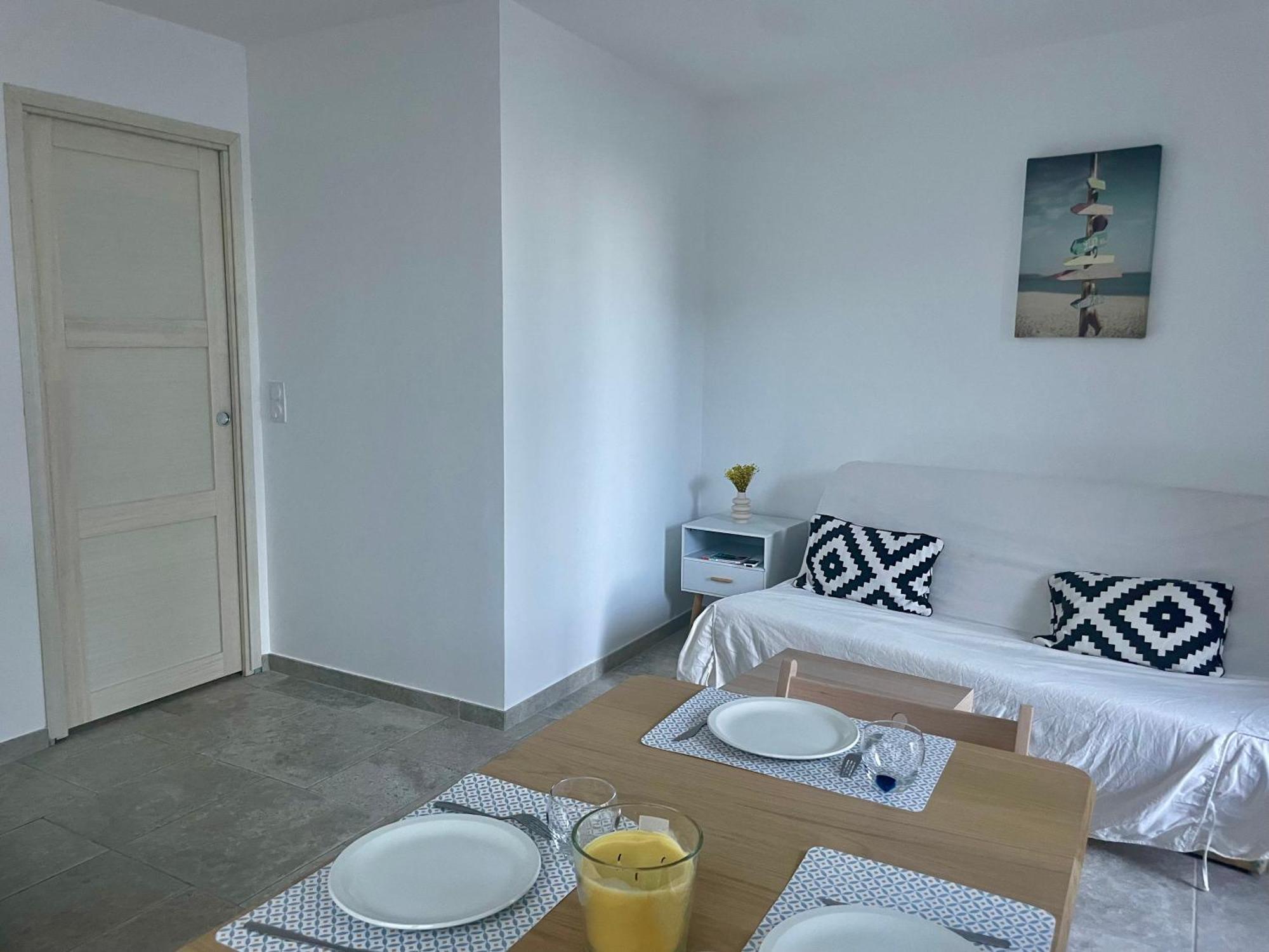 T2 Renove Avec Terrasse Au Coeur Des Cevennes Apartamento Saint-Germain-de-Calberte Exterior foto